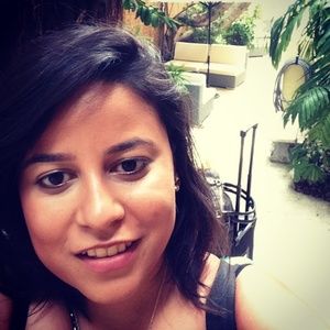 Meet your Posher, Gloria